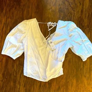 NWT Abercrombie and Fitch Crop Top - Size M
